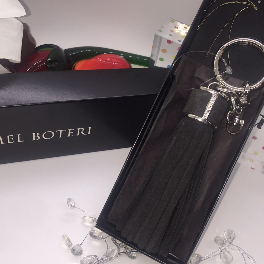 Mel Boteri Tassel Purse Chain